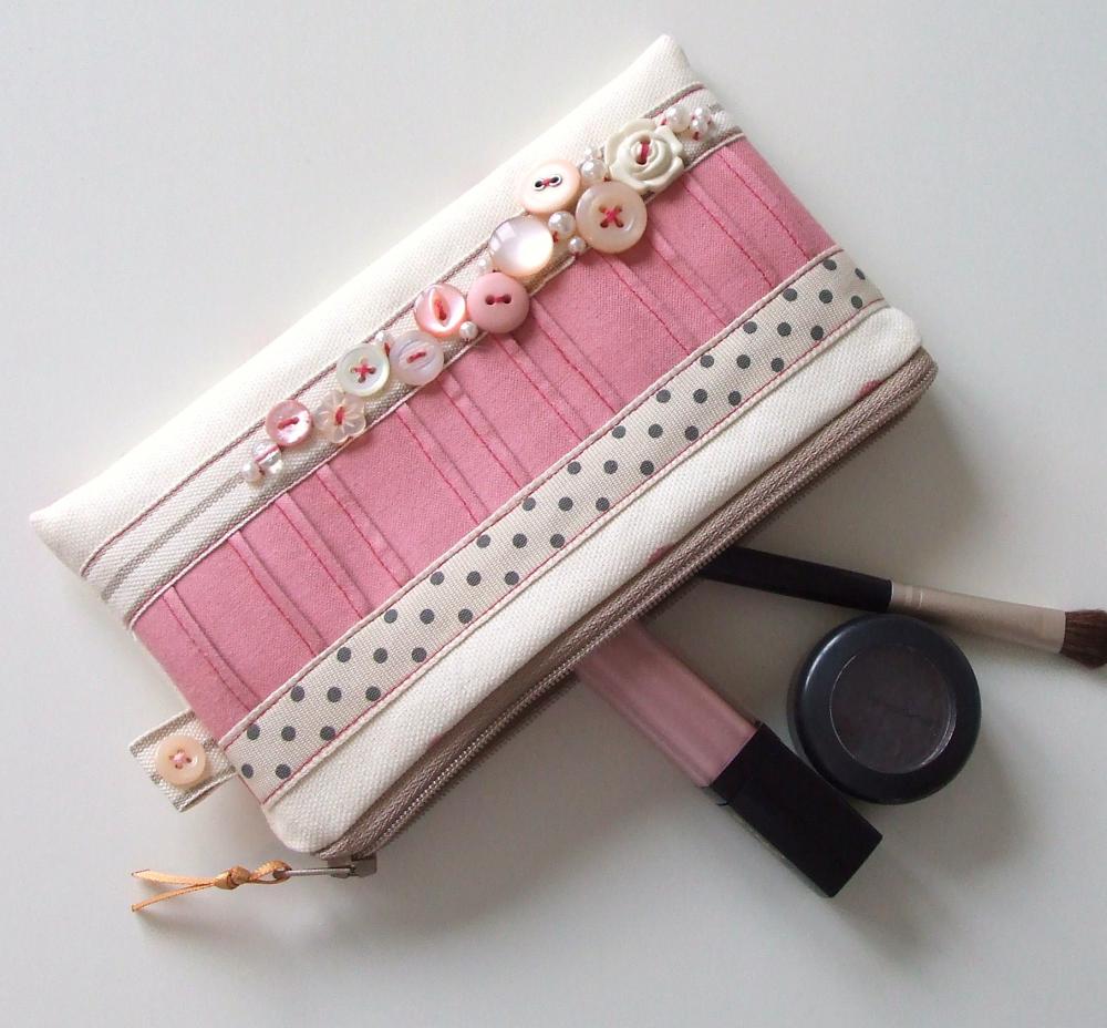 Vintage Button Make-Up Purse