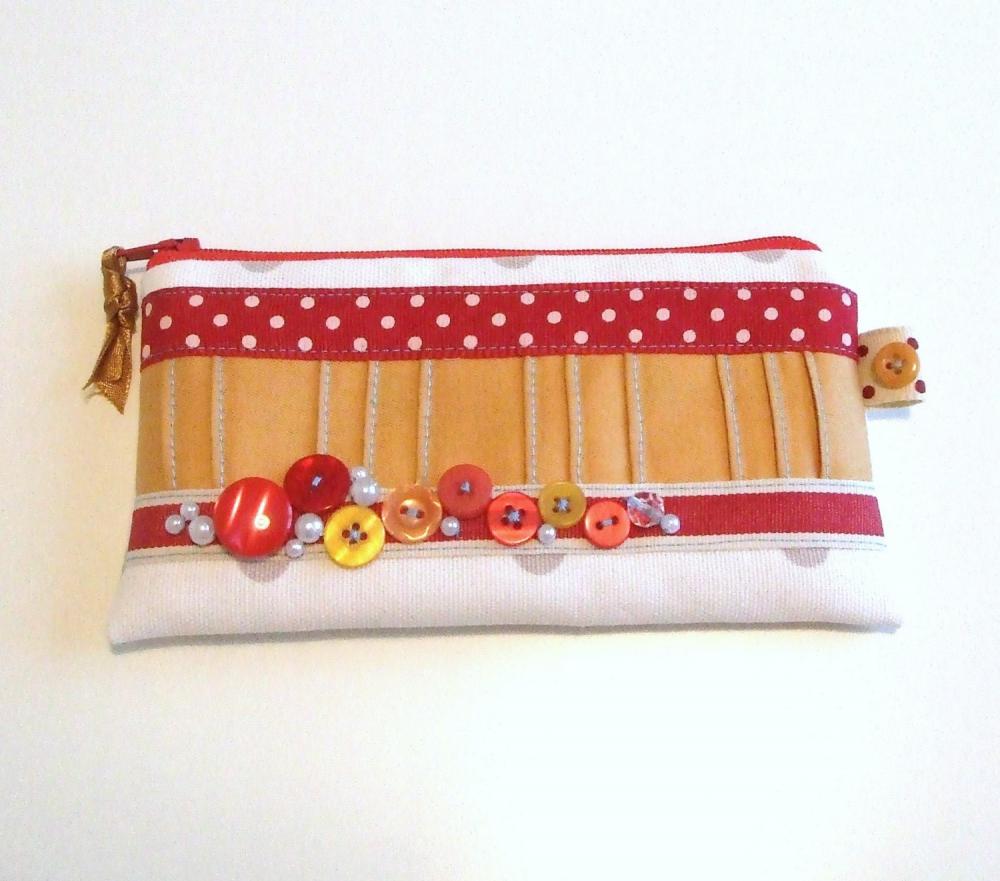 Vintage Button Make-up Purse 